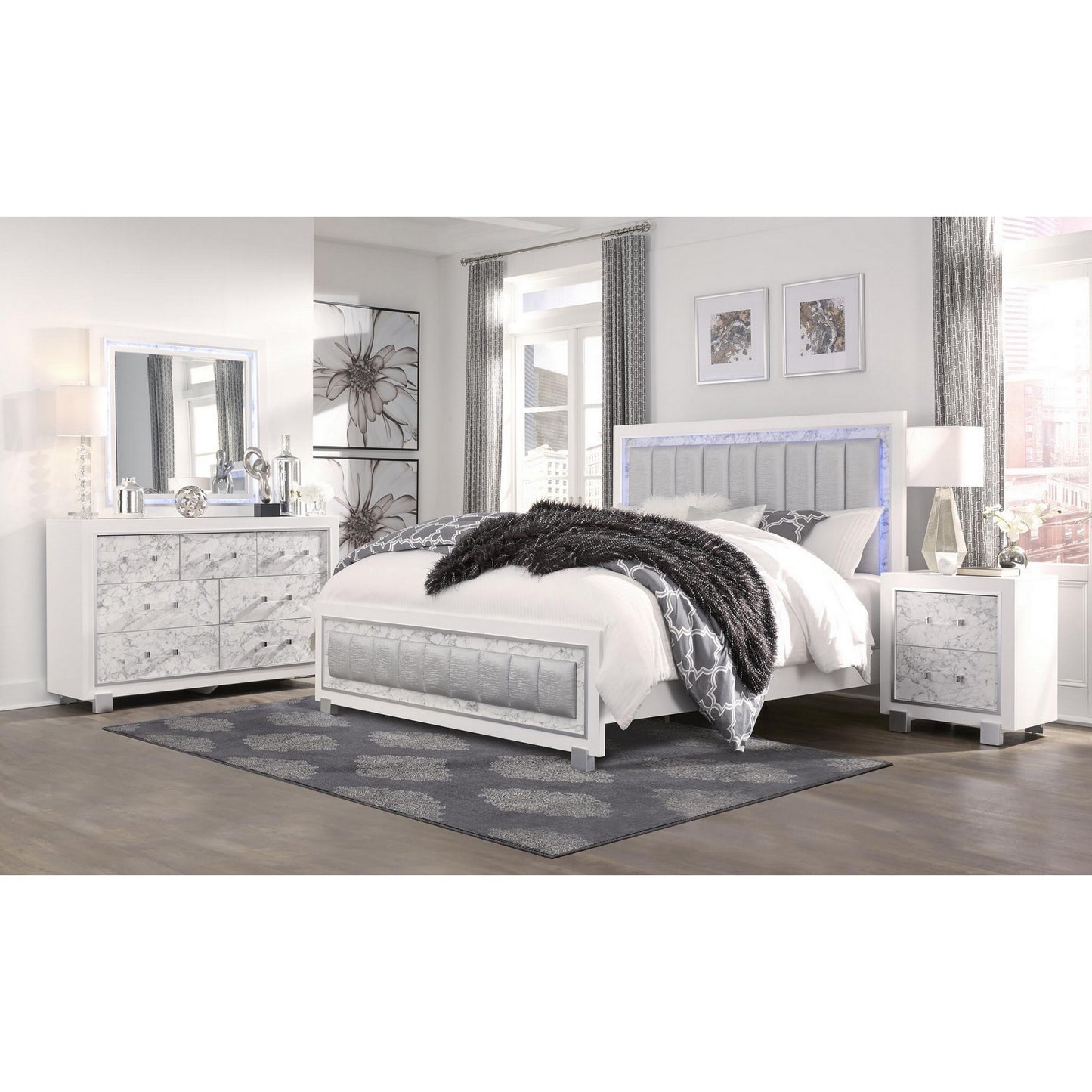 Solid Wood King White Upholstered Faux Leatherno Bed